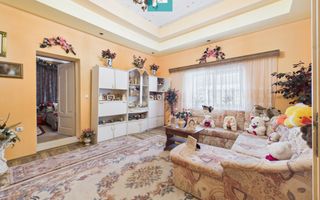 Casă cu 6 camere în Sânicolau Mare Timiș - Poză 17