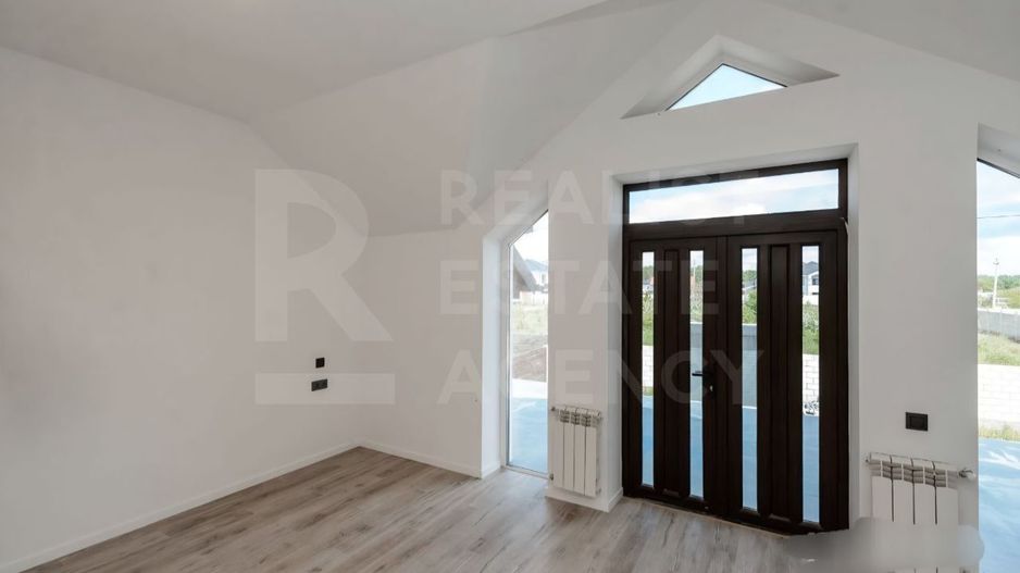 Vânzare, casă,  in 2 nivele, Poiana Domneasca. - Poză 13