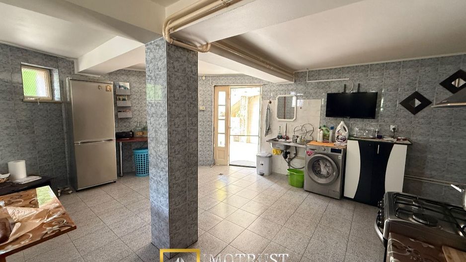 🏡 VILA DEOSEBITĂ DE VÂNZARE ÎN ARAD – ZONA CENTRALĂ - Poză 7