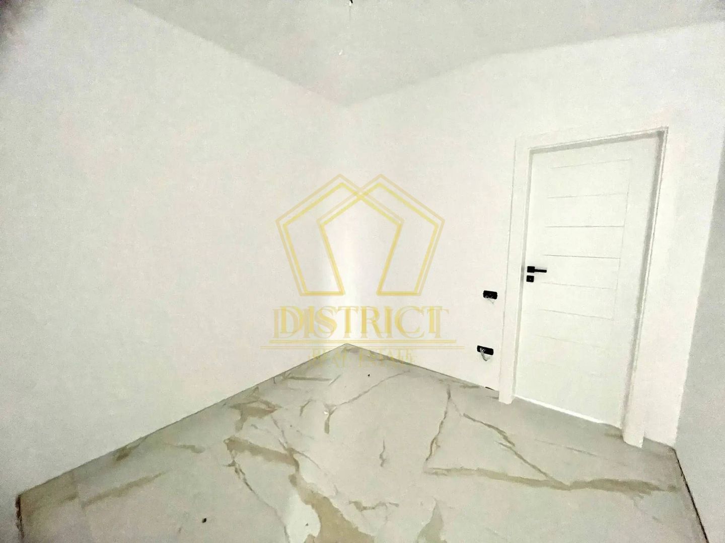 Penthouse cu 3 camere si terasa de 85mp | zona Antenei | Braytim - Poză 7