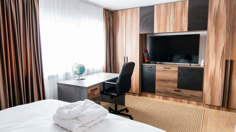 Vila de inchiriat | Silistea Snagovului | Aproape de lac-ponton privat | Jacuzzi - Poză 19