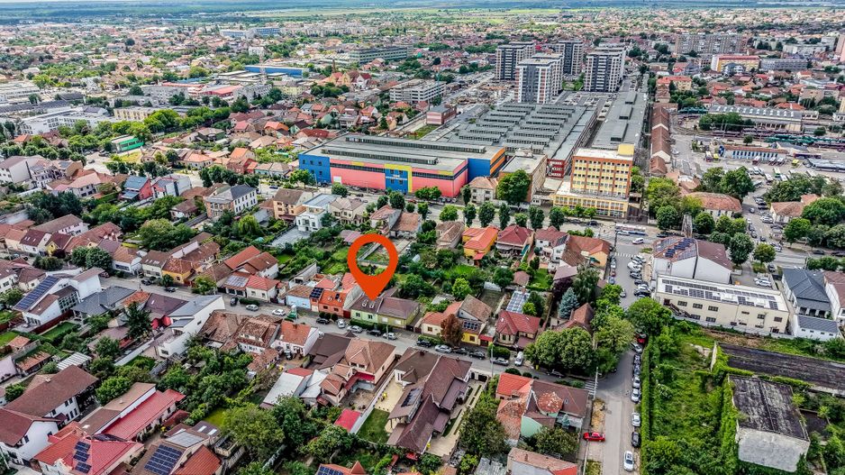 Casa 5 camere - Cartierul Functionarilor - Teren 421 mp - COMISION 0 - Poză 9