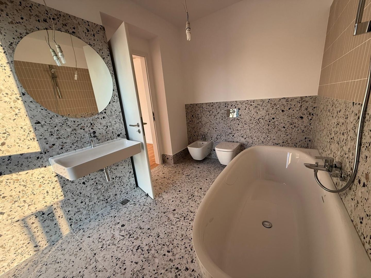 APARTAMENT 4 CAMERE NOU | 2 TERASE | BANEASA | COMPLEX LANGA LAC - Poză 7