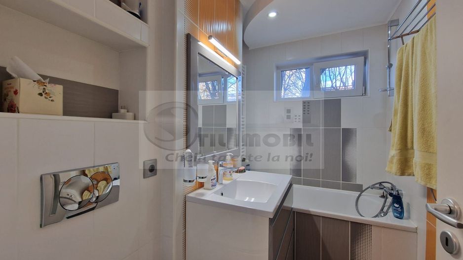 Liber, mobilat modern, apartament 3 camere, Tatarasi Posta, etaj 3/4 - Poză 10