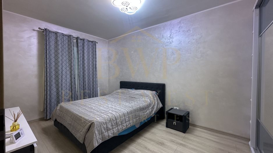 Apartament cu 2 camere, decomandat, curte, Giroc - Poză 4