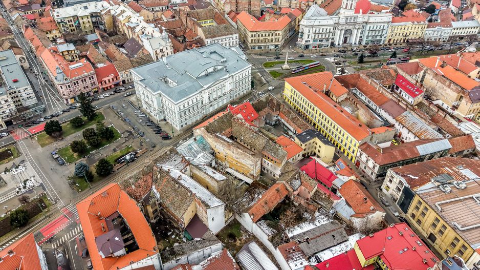 Clădire ultracentrală în Arad – activ imobiliar cu potențial ridicat - Poză 3