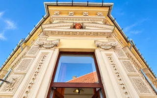 De vânzare/ închiriat Apartament istoric, 2 camere, Central Arad - Poză 14