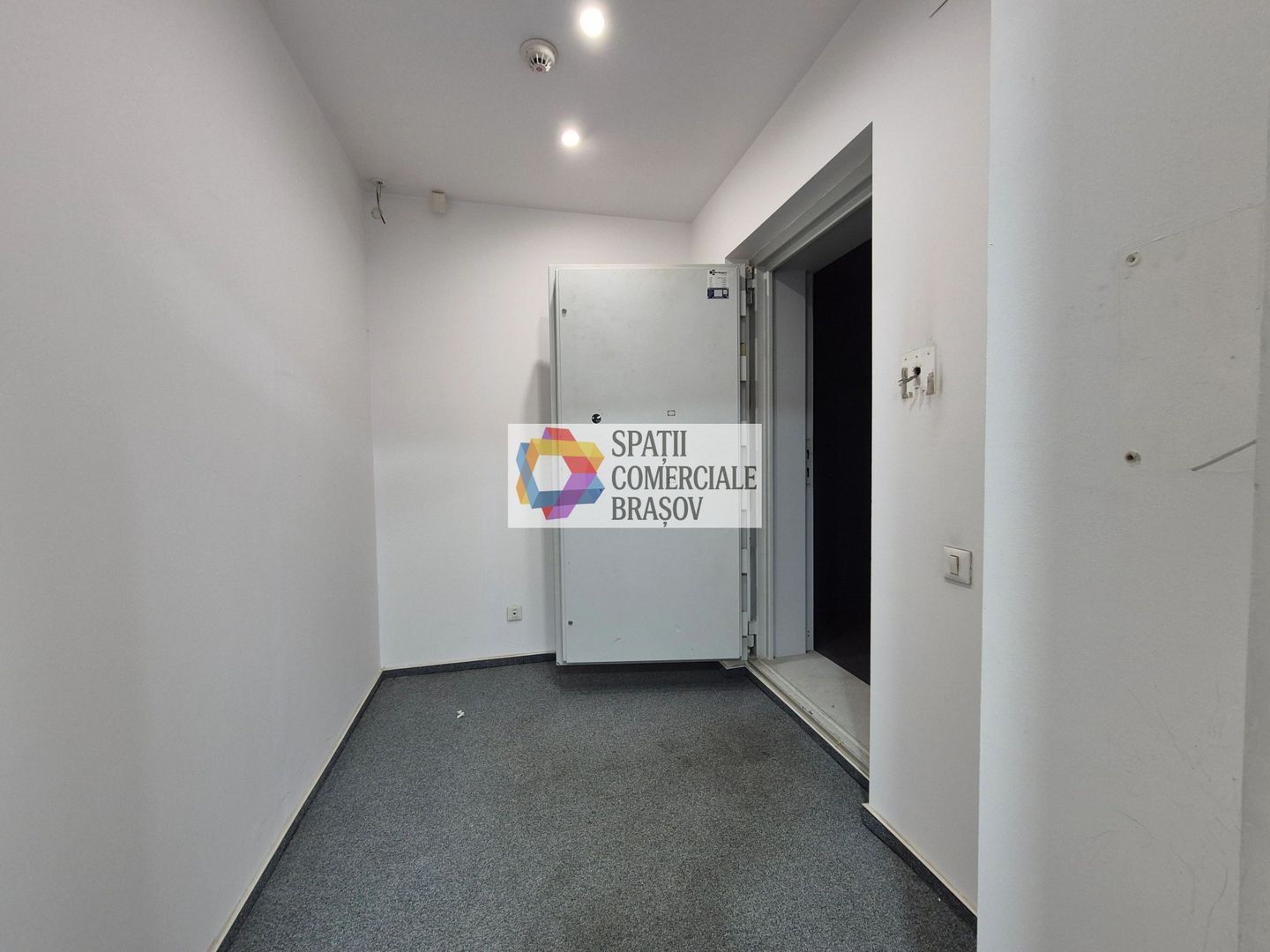 Spațiu comercial zona Centru Civic -  370 mp - Poză 8