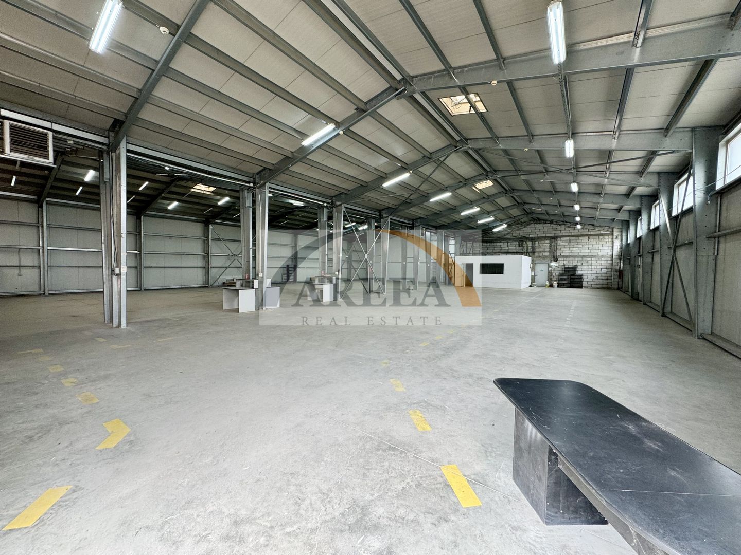 Depozit-Hala-Productie 744mp+366 Birouri-Acces tir - Poză 4