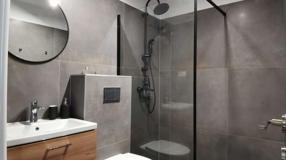 Soarelui-Lidia | Decomandat | Renovat complet | 2 balcoane - Poză 2