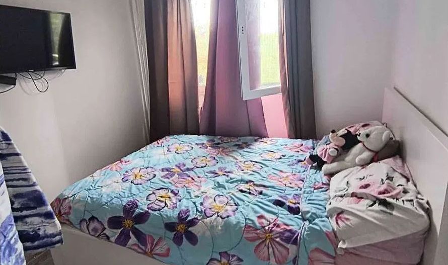 Metrou 1 Decembrie Decomandat 4 Camere - Poză 1