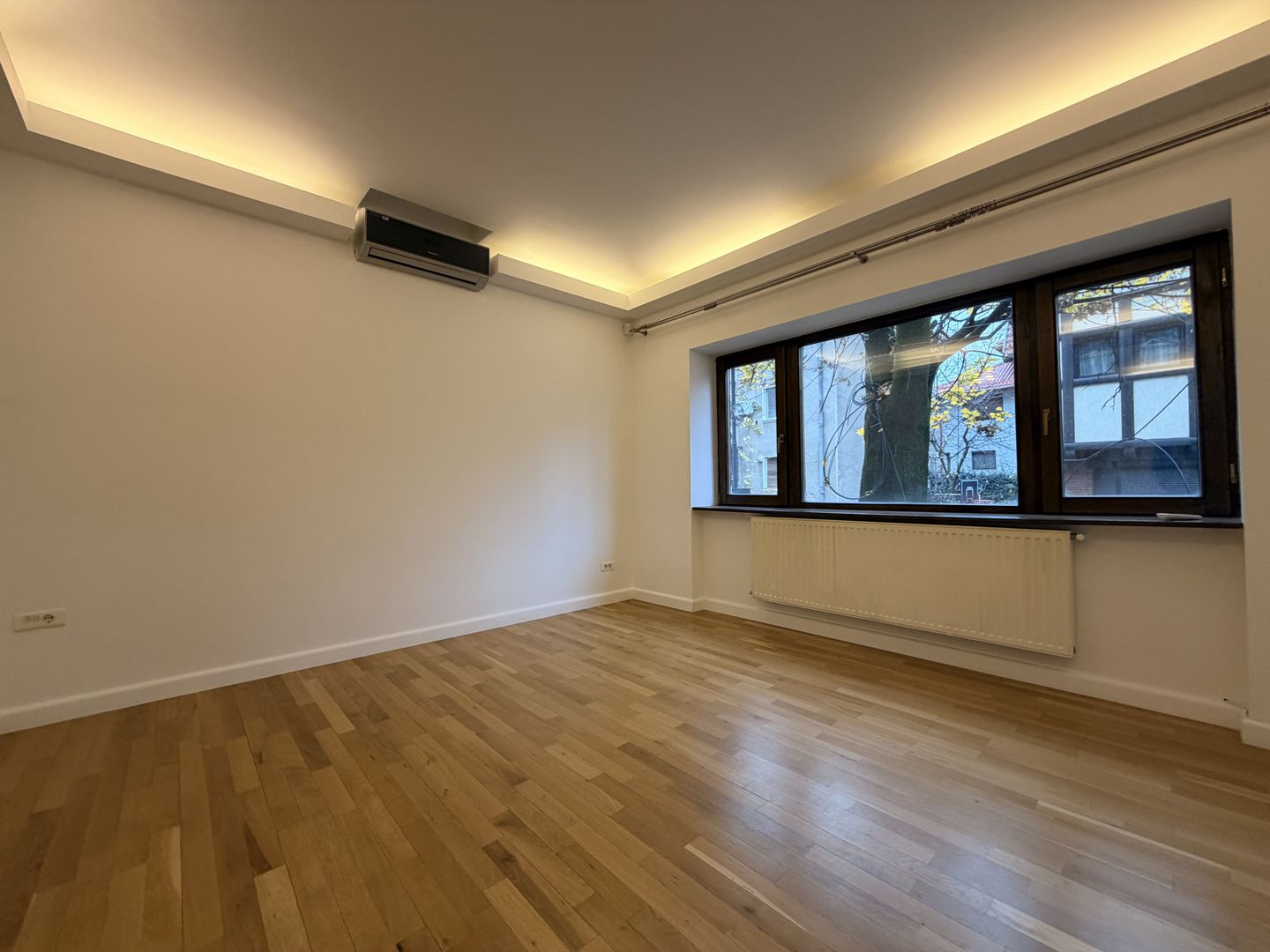 APARTAMENT 3 CAMERE | MEZANIN | PRIMAVERII - Poză 2