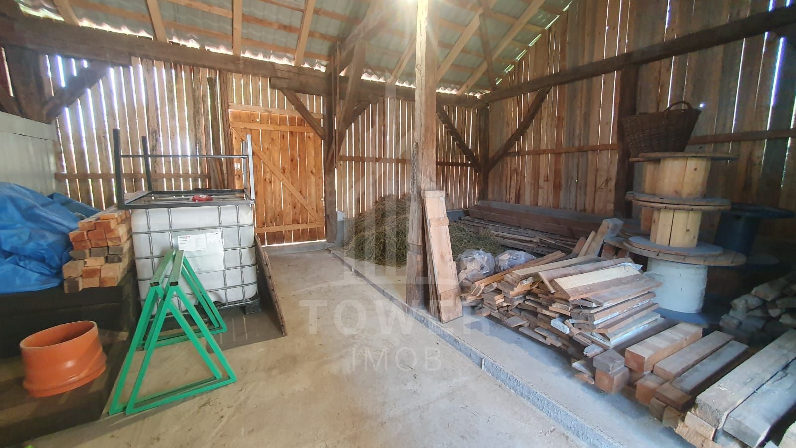 Casă spațioasă de vânzare în comuna Roșia .COMISION 0% - Poză 22