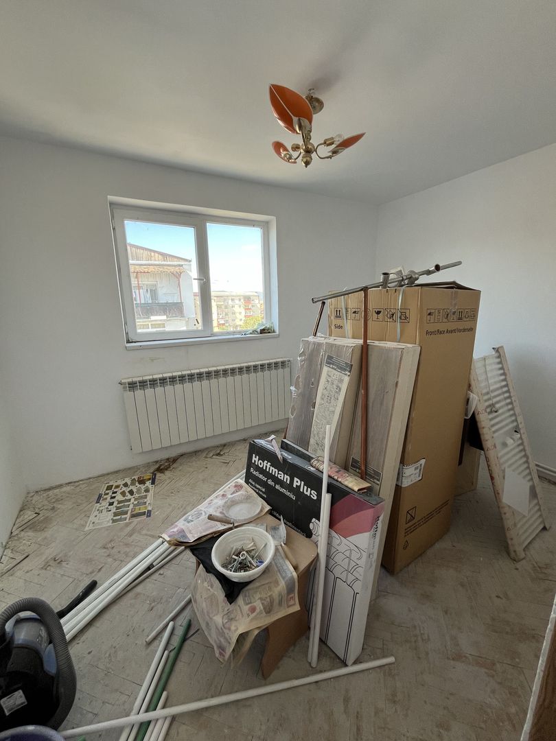 Apartament de vanzare in cartierul Lucian Blaga in stadiu de renovare! - Poză 3