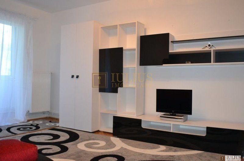 3 camere amenajat modern, cu centrala proprie(Include ctr Anaf). - Poză 1