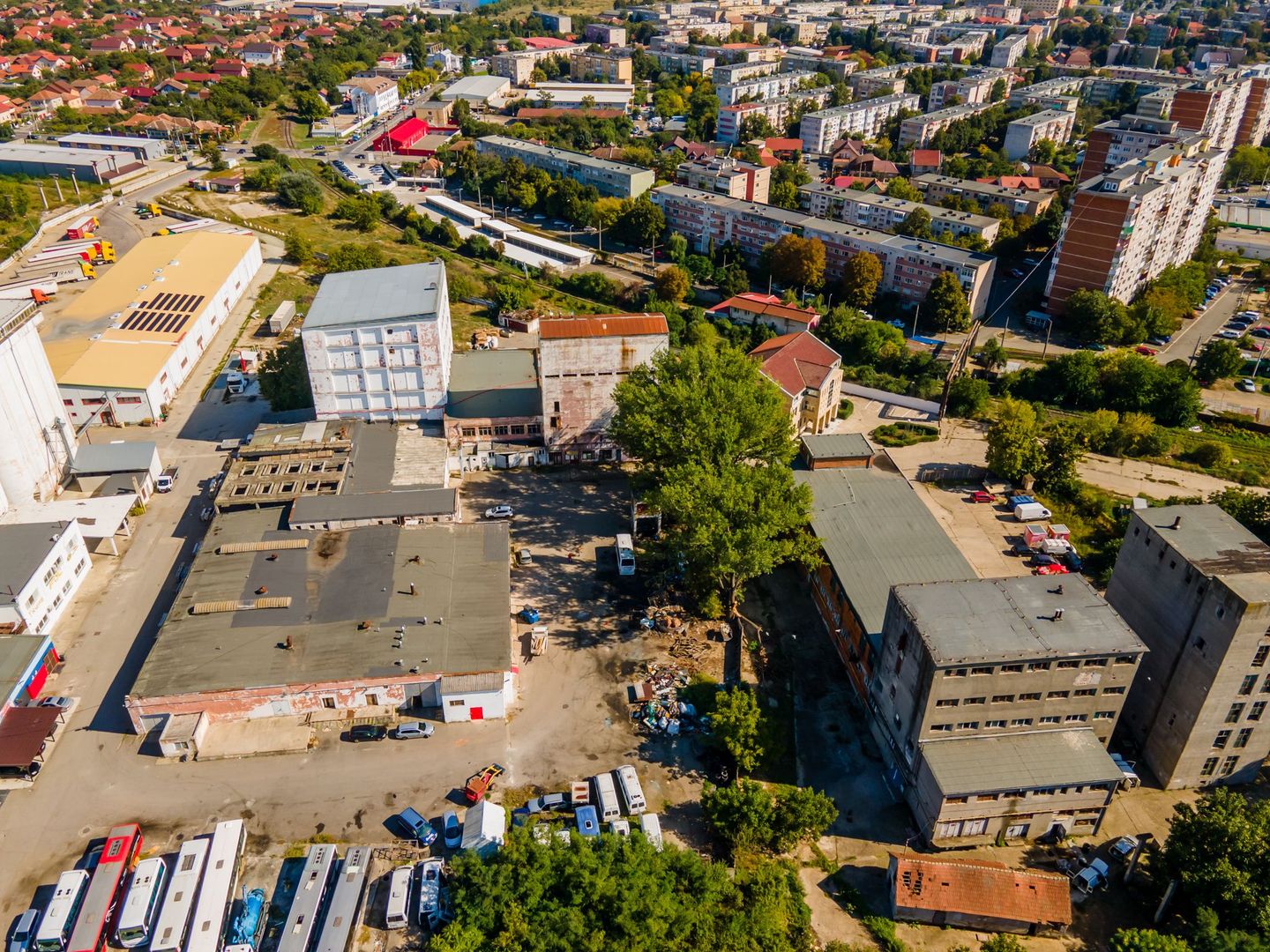 Clădire turn industrială - Poză 8