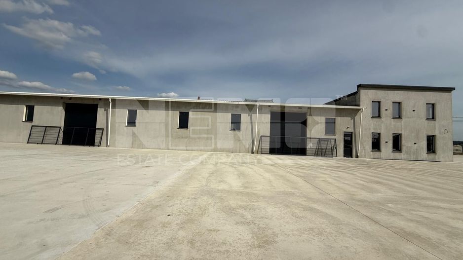 Hala 500 mp|Teren 1,3 ha|Birouri & Apartament| Rădăuți – Badeuti - Poză 4