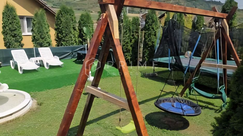 Casă individuală 310mp utili, 8 camere, piscină - Poză 25