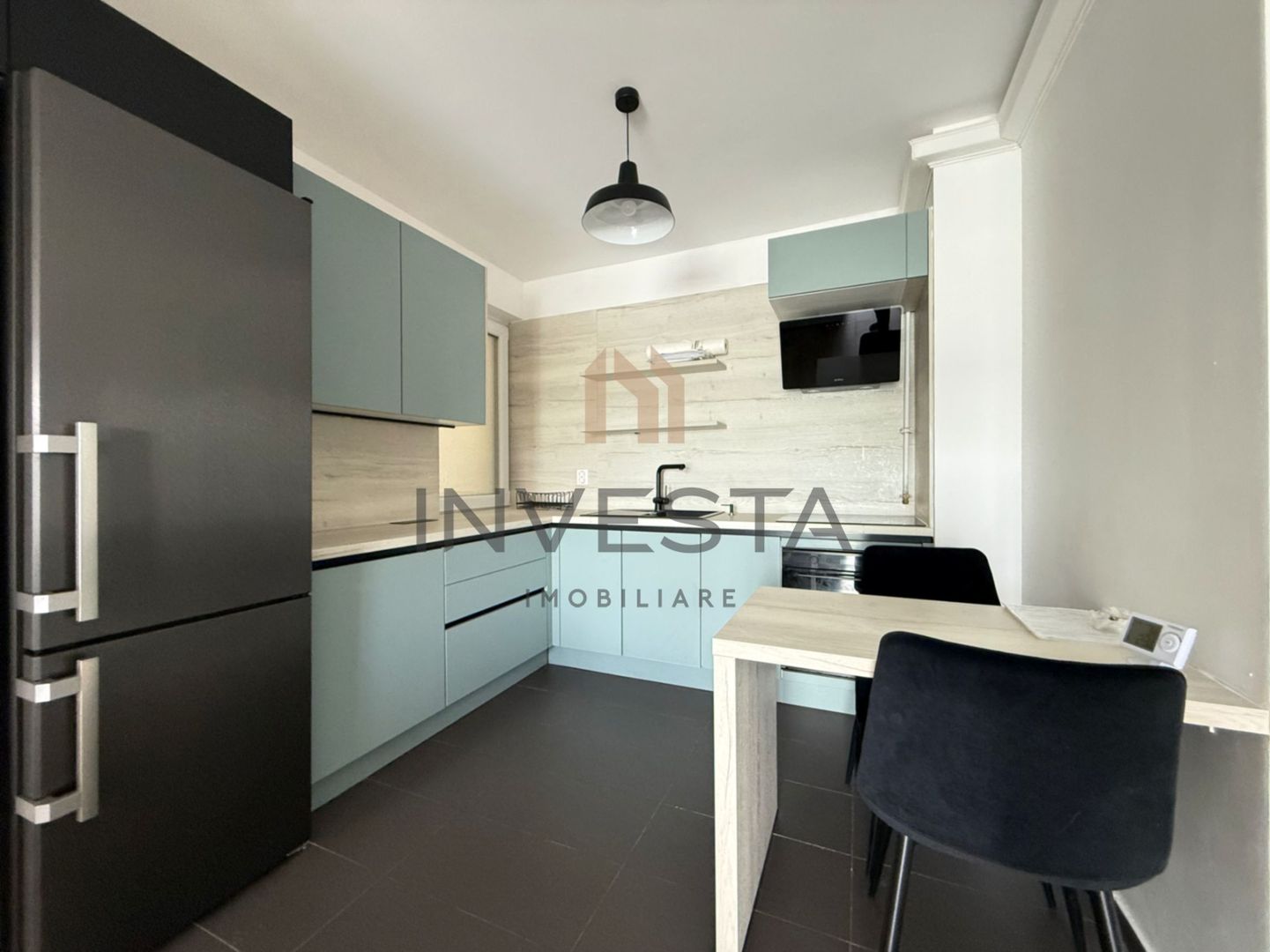 Apartament 2 camere cu loc de parcare subteran zona Grand Hotel Italia - Poză 4