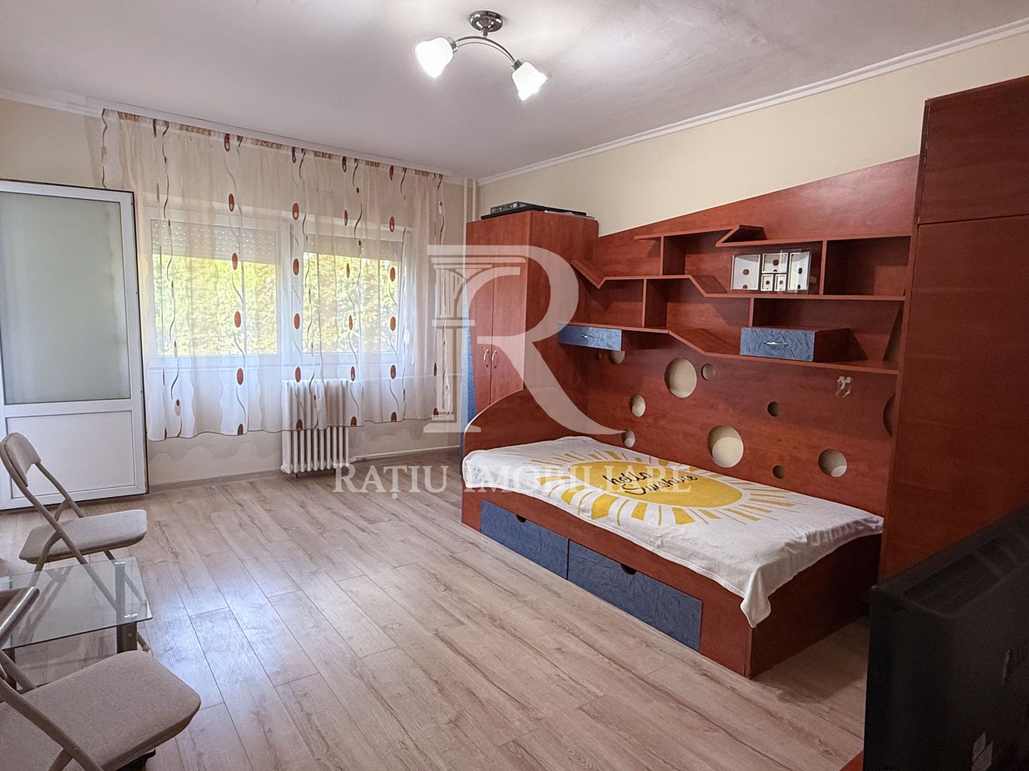 Garsonieră de Închiriat | 31 mp | Renovată | Oradea - Poză 1