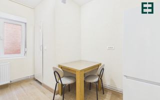 De închiriat - Apartament cu 2 camere -  Zonă Ultracentrală - Arad - Poză 9