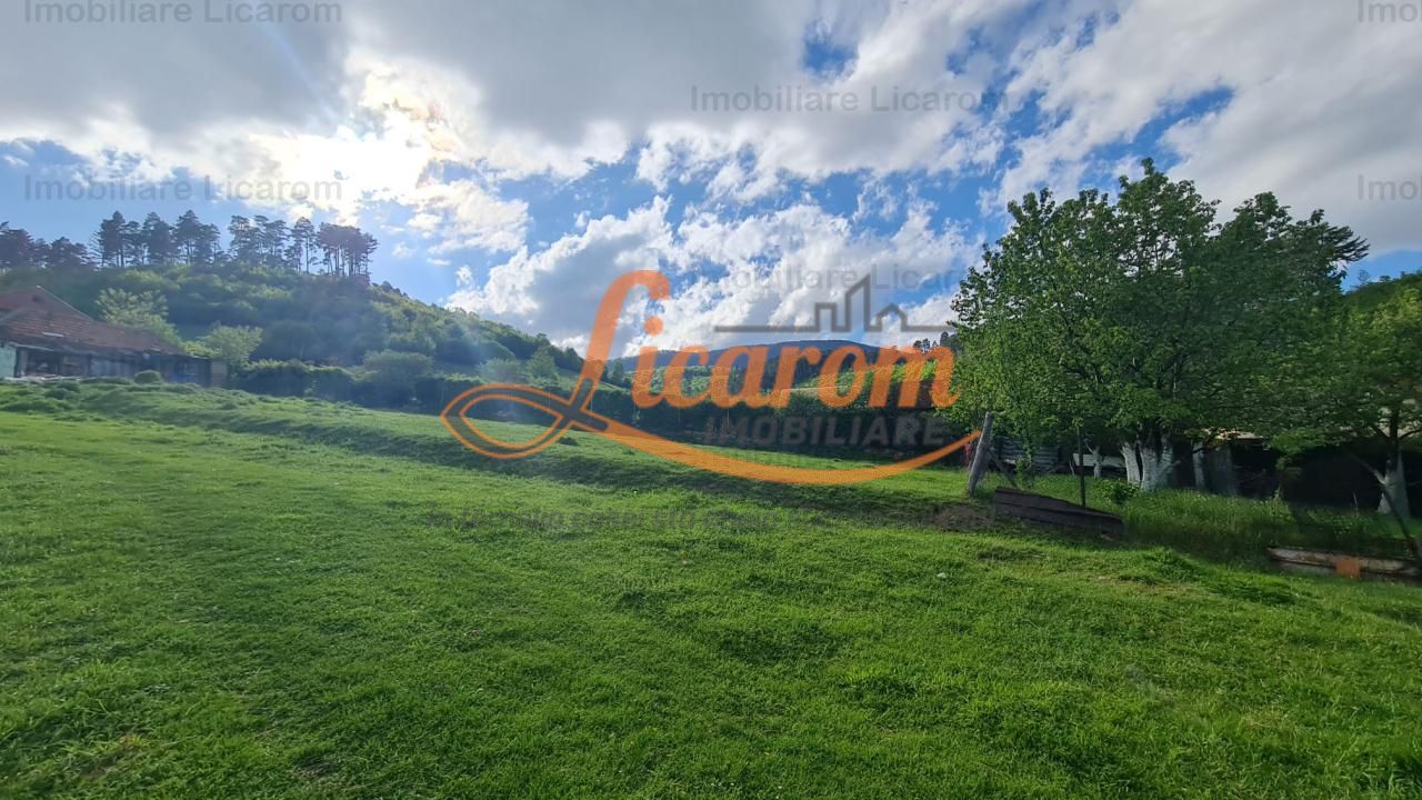 Vila P+E+Pod in Codlea zona cu aer curat,teren 1050 mp - Poză 13