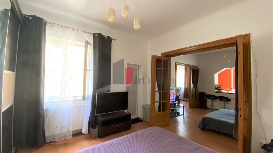 Apartament 3 camere in vila, curte comuna - Calea Mosilor - Poză 4