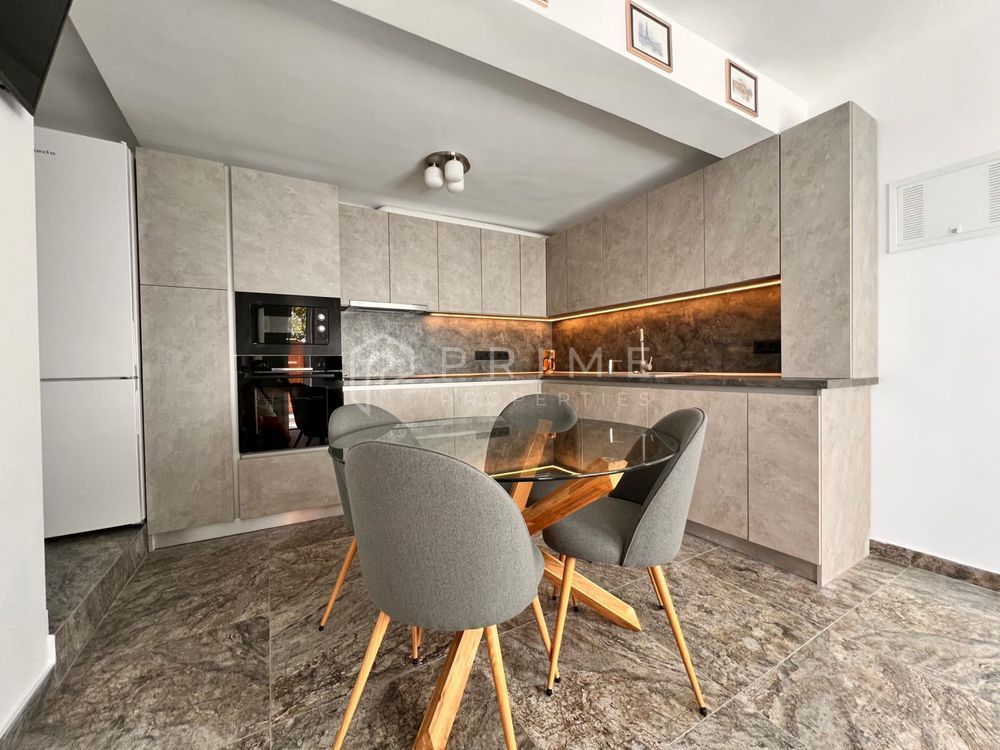 ULTRA-CENTRAL | Ideal Studenți UMFST | Apartament Premium - Poză 2