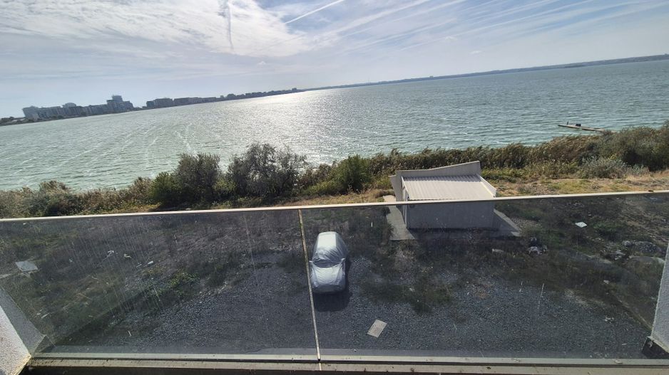Ap. 2 camere de vânzare, vedere panoramică la lac, Mamaia Nord - Poză 1