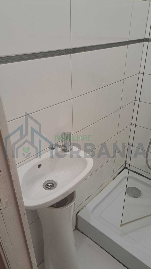 Cameră de cămin cu baie proprie, închiriere - Zona Nicolina, Iași - Poză 4