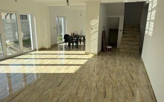 Casa de familie in zona rezidentiala - Poză 7