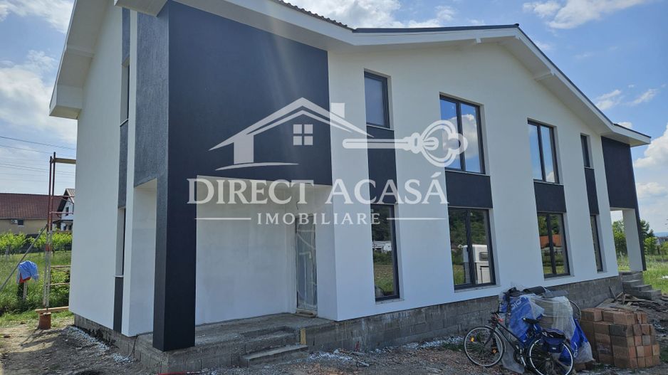 Duplex premium 4 camere cu teren 420 mp Santana De Mures - Poză 3
