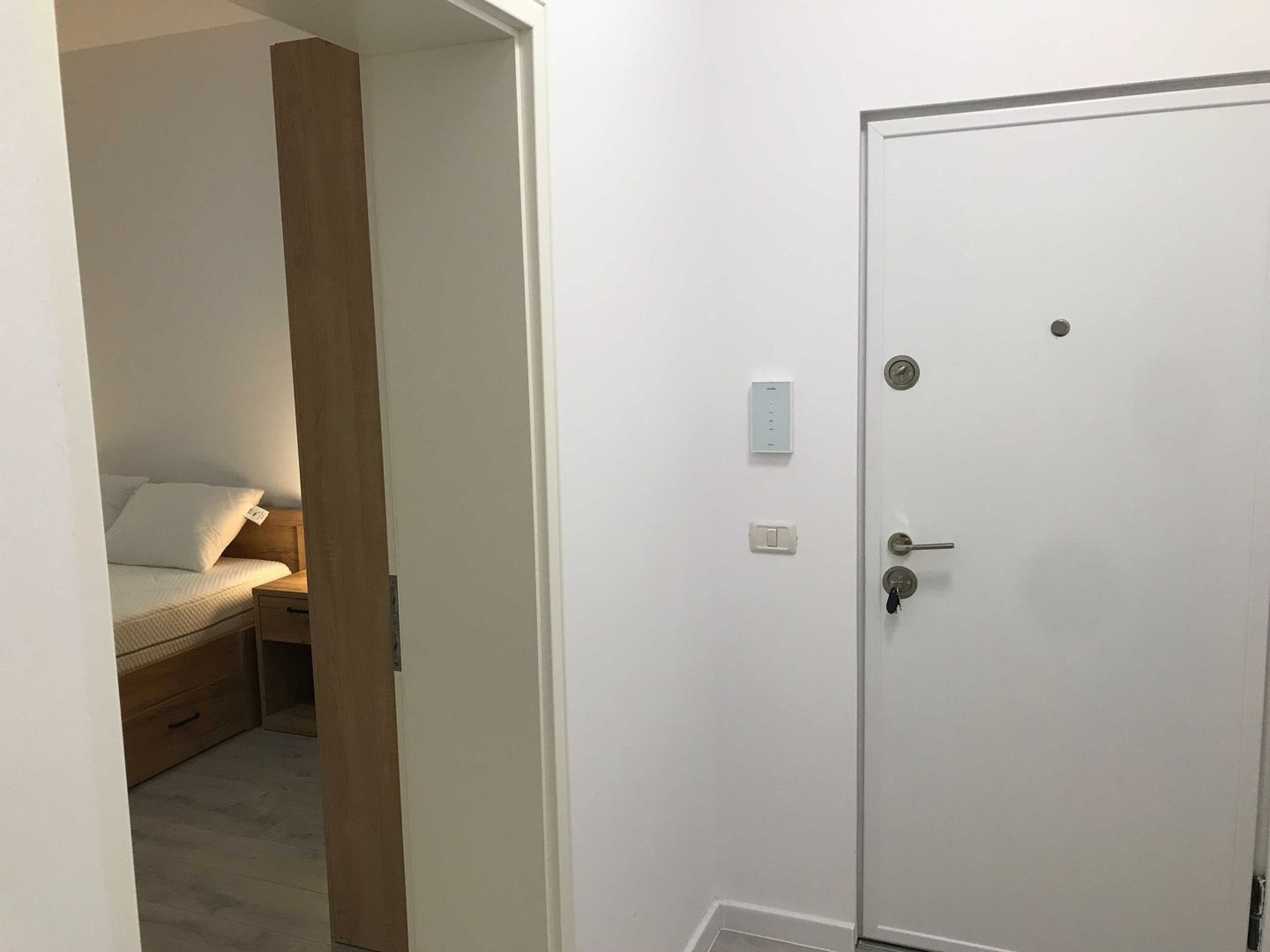 Giroc-Neptun | 2 Camere | Loc de parcare | Disponibil imediat - Poză 8