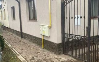 Casa de vanzare tip duplex,zona Closca. - Poză 1