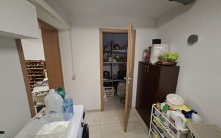 Casa individuala Tractoru zona Socec Brasov - Poză 14