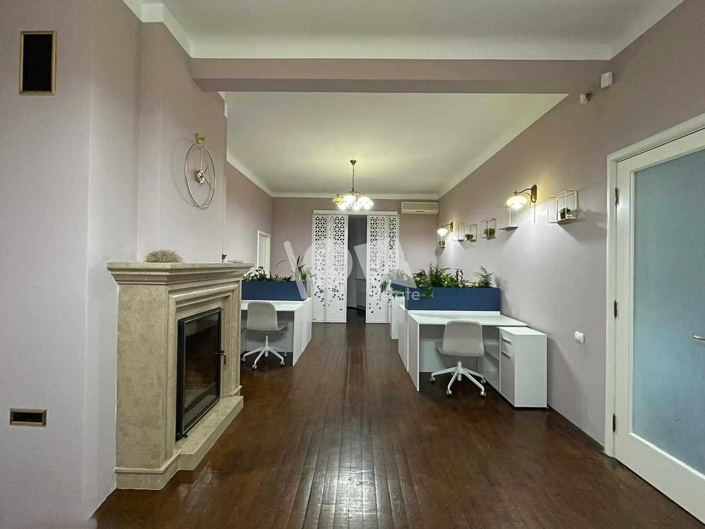 De închiriat: vilă interbelică - stradal - Berzei-190 mp utili - Curte - Poză 1