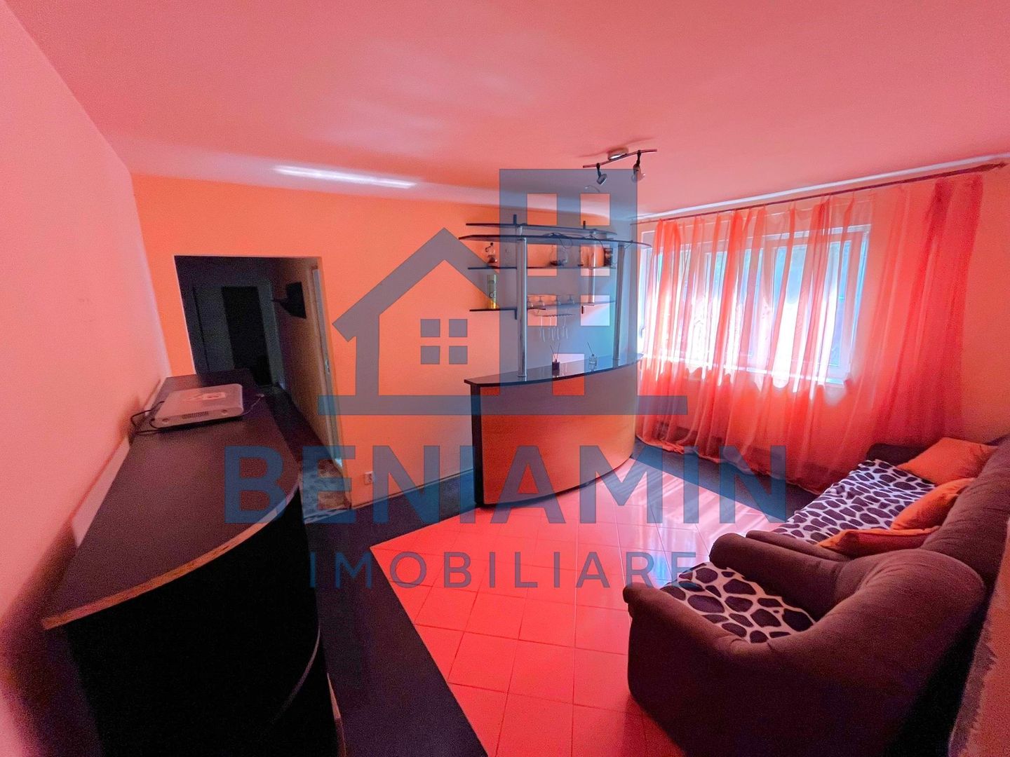 4 Camere-Brazda Lui Novac-Parter-Centrala termica-Bilateral-Liber - Poză 1