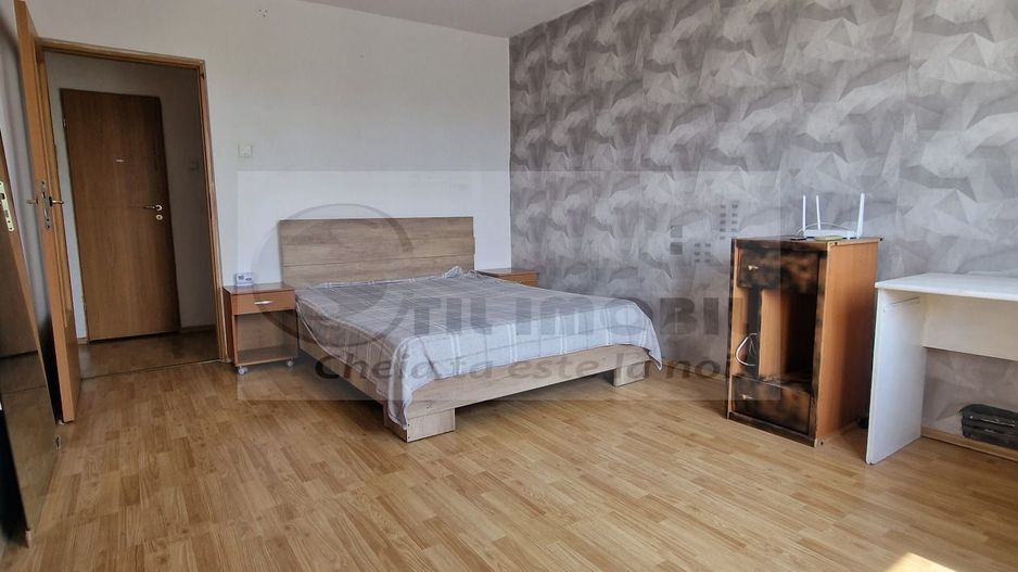 Apartament 3 camere decomandat - Podul Ros - Dedeman - Poză 1