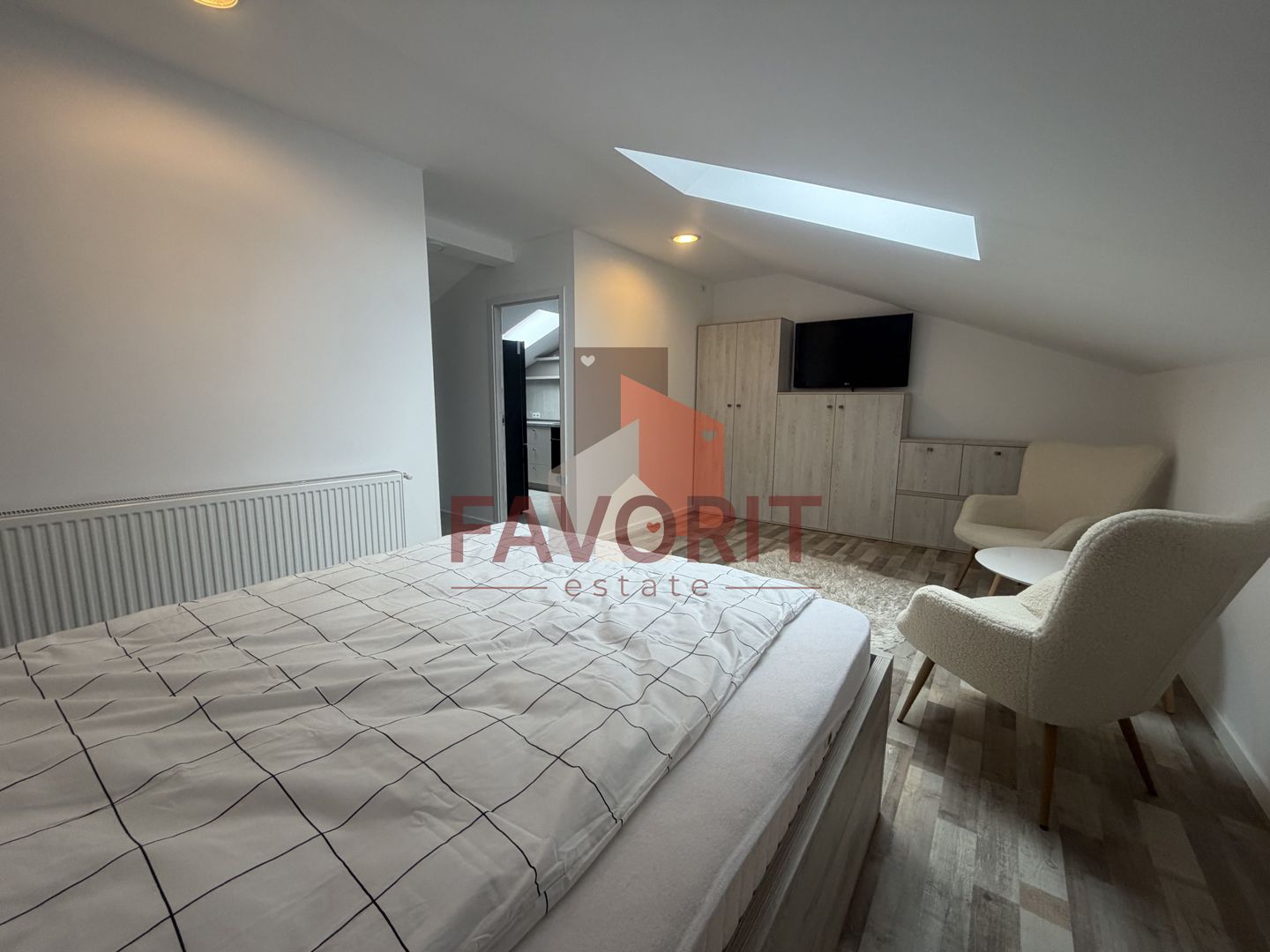 Mobilat si utilat. Disponibil imediat.  Bucatarie inchisa - Poză 7