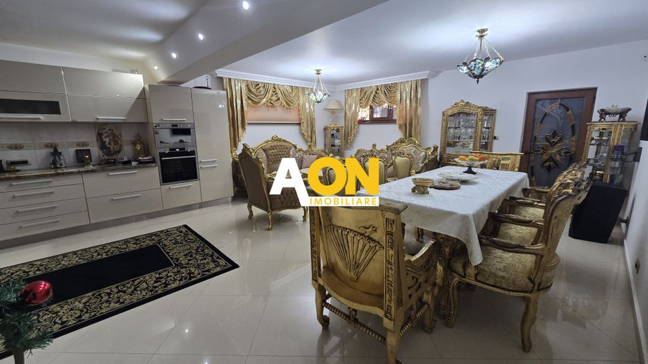 Casa Individuala 5 Camere, Zona Hotel Cetate - Poză 17