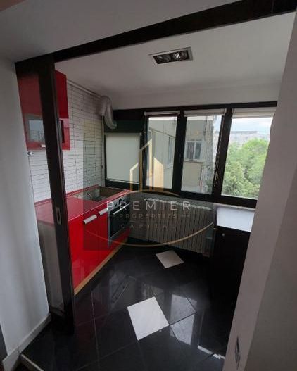 Apartament 3 camere Crângași, Bd. Ceahlăul, loc parcare, centrală - Poză 2