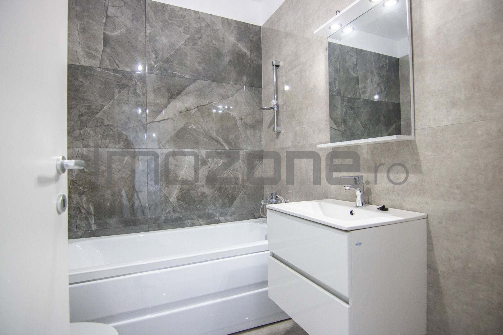 Luna IULIE vine cu -10% REDUCERE - Poză 12