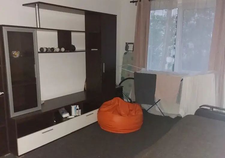 De vanzare apartament 2 camere Crangasi - Poză 1