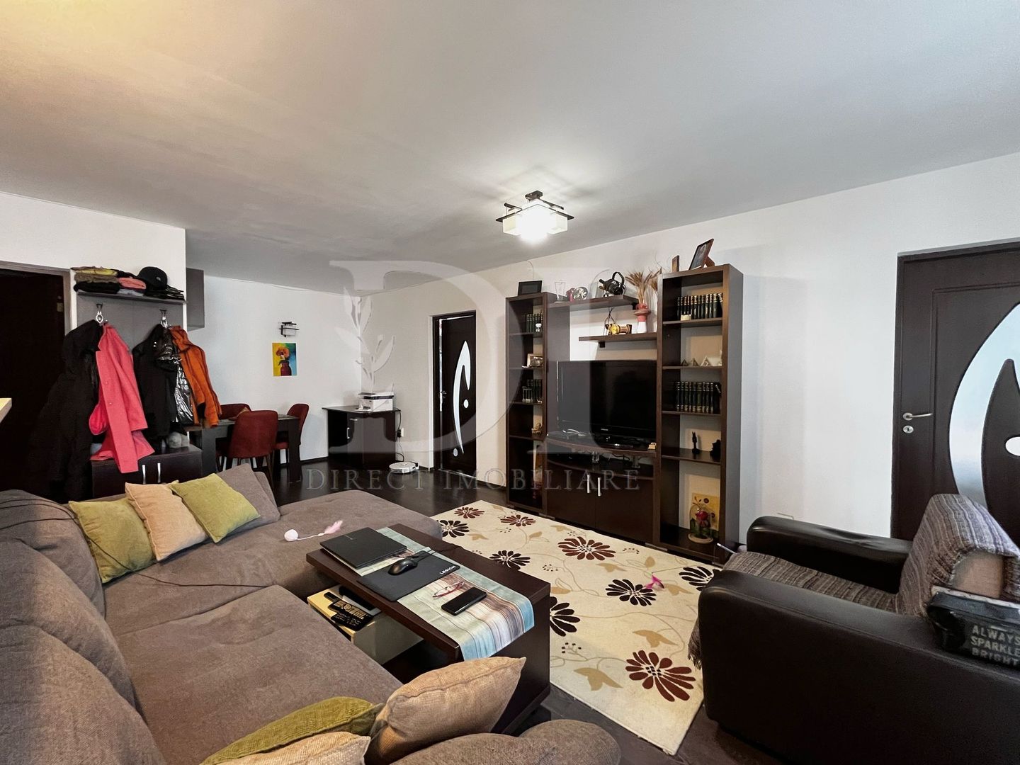 Apartament de 3 camere | de vanzare | Parcare inclusa - Poză 17