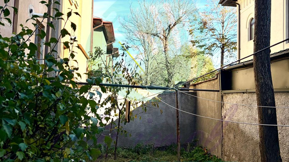 Apartament 3 camere în vilă interbelică + mansardă proprie, ultraliniștit - Poză 13