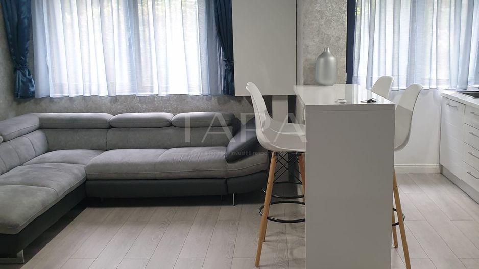 Apartament cu 3 camere de inchiriat in zona Semicentrala - Poză 1