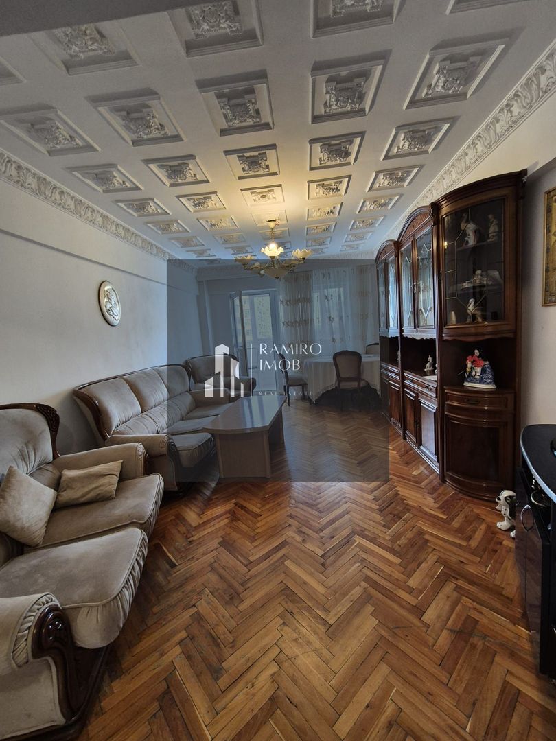 Apartament 4 camere Decomandat, Centrala, 105mp Bulevardul Chisinau - Poză 1