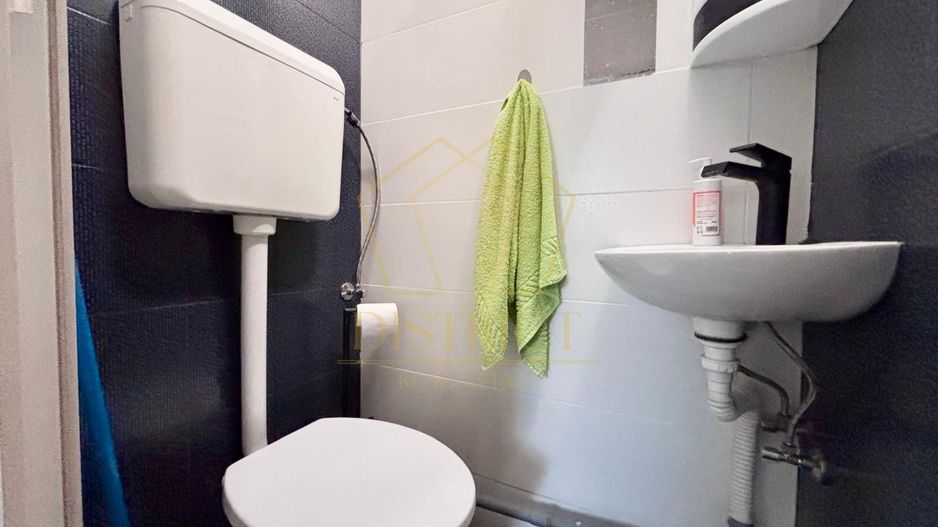 Apartament decomandat cu 3 camere, etaj 1 | Sagului - Poză 9