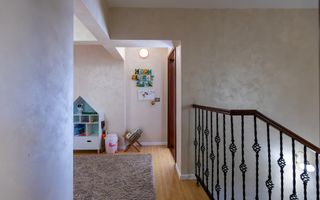 Casă/Vilă modernă de vânzare la intrare în Bogdan Vodă, județul Bacău. - Poză 38