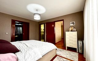 Casa spațioasă și primitoare cu garaj dublu, în Braytim – Soarelui - Poză 16